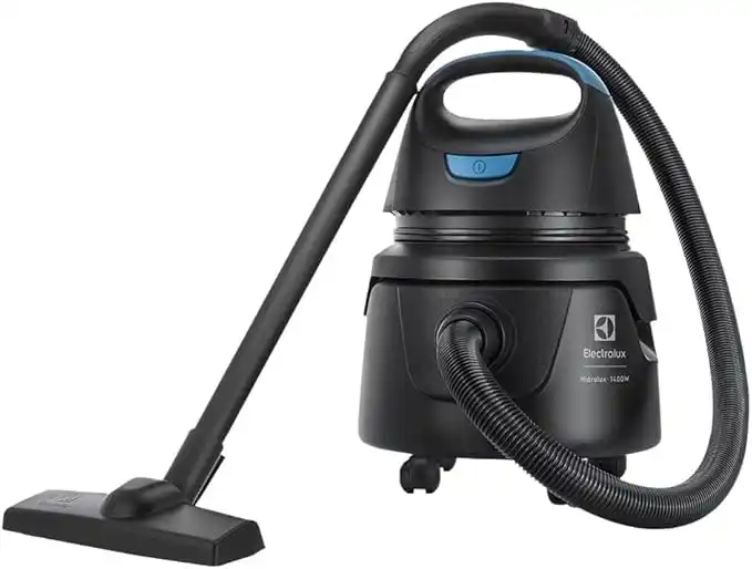 Aspirador de Pó e Água Electrolux AWD01
